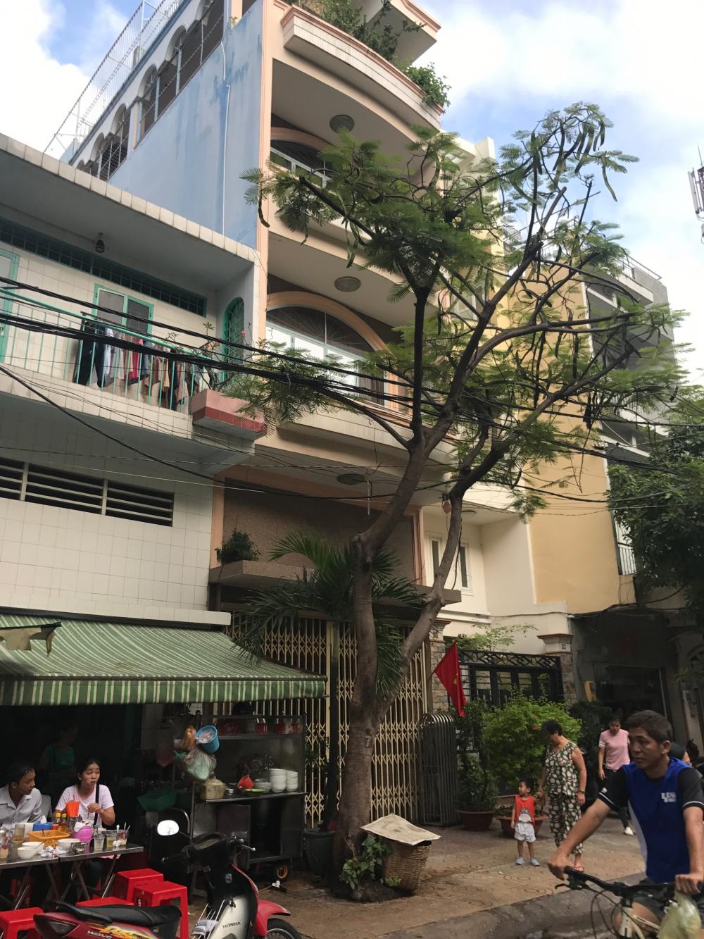 Cần bán gấp nhà biệt thự đường Nguyễn Chí Thanh, nằm ngay chợ An Đông, quận 5, 8.1x 20m, 27.5 tỷ