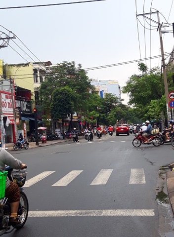 Nhà MT Nguyễn Sơn 1 trệt, 2 lầu 1st (4.2x18m) 75m2, P.Phú Thạnh, Q.Tân Phú. Giá 13.4 tỷ