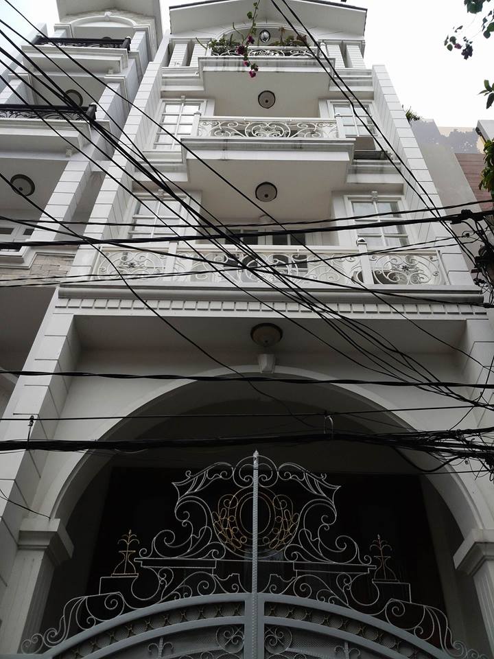 Bán nhà hẽm 4m Trần Phú   3.6*10m 2 tầng giá chỉ 5,5 tỷ TL