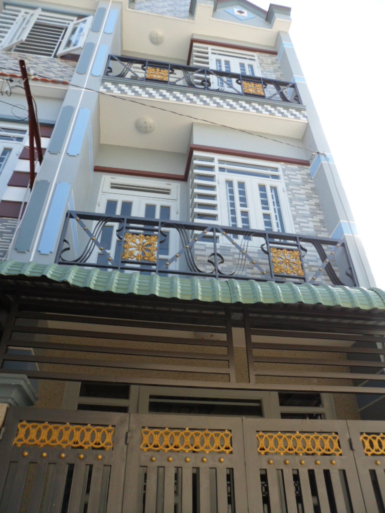 Bán nhà mặt tiền đường Trần Hưng Đạo, quận 1 giá 34 tỷ