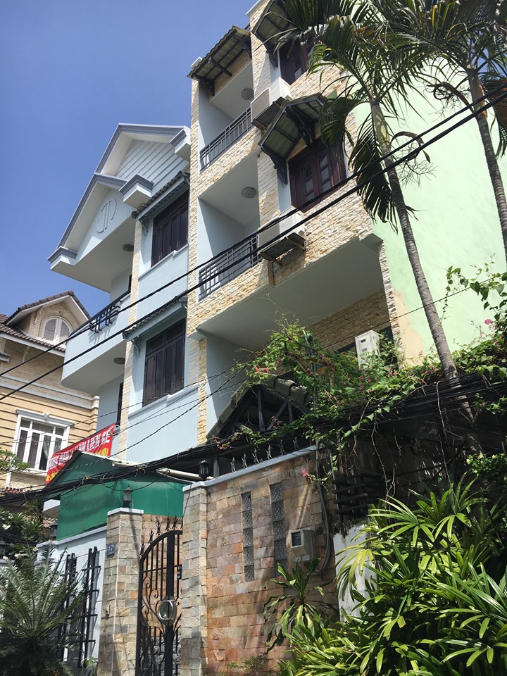 Bán tòa nhà 3MT Nguyễn Văn Hưởng- P.Thảo Điền – Q2 dt 400m2 giá 50 tỷ