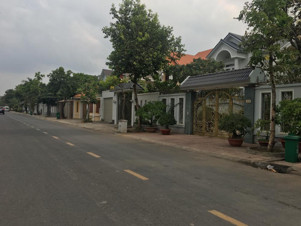 Bán nhà biệt thự, liền kề tại Đường 816, Phường Phú Hữu, Quận 9, Tp.HCM diện tích 452m2  giá 20.5 Tỷ