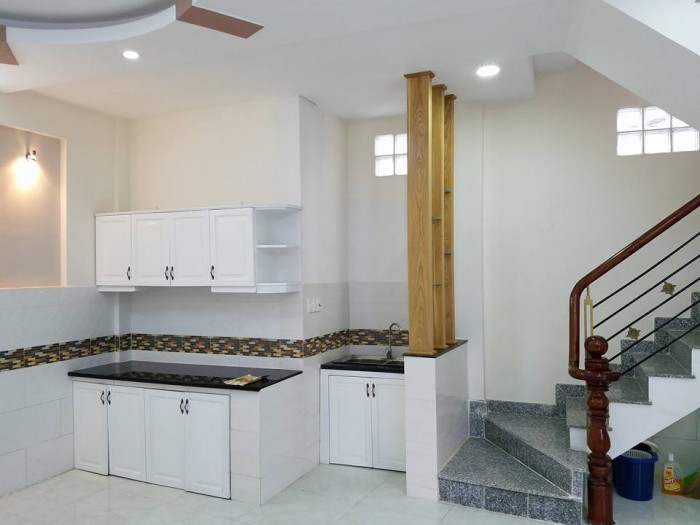 Nhà hẻm 6m Nơ Trang Long, 3 lầu, DT 6x17.8m, HĐT 35tr, giá 12 tỷ