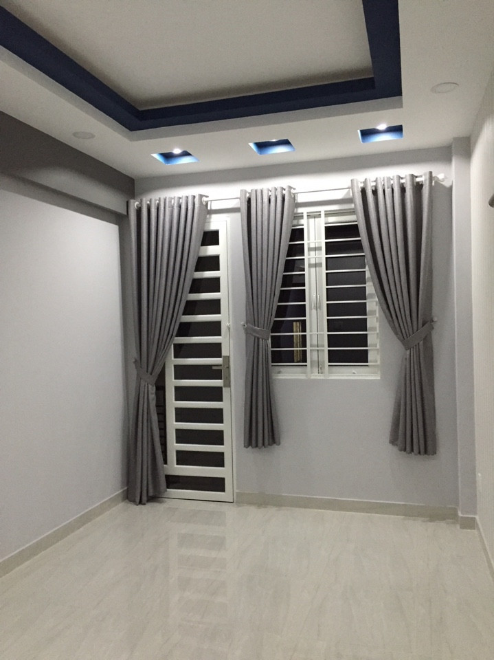 Cần bán gấp nhà HXH 6m, Nguyễn Trãi, P3, Q. 5. Kết cấu 3 lầu