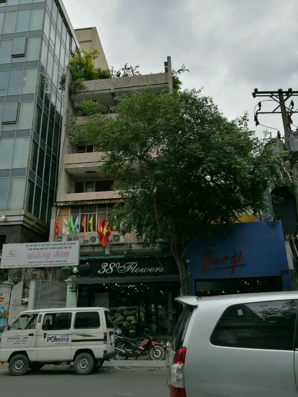 Bán nhà 2MT Khánh Hội, P3. DT 6x15m. Nhà đẹp cao cấp 5 tầng. LH 0901458999