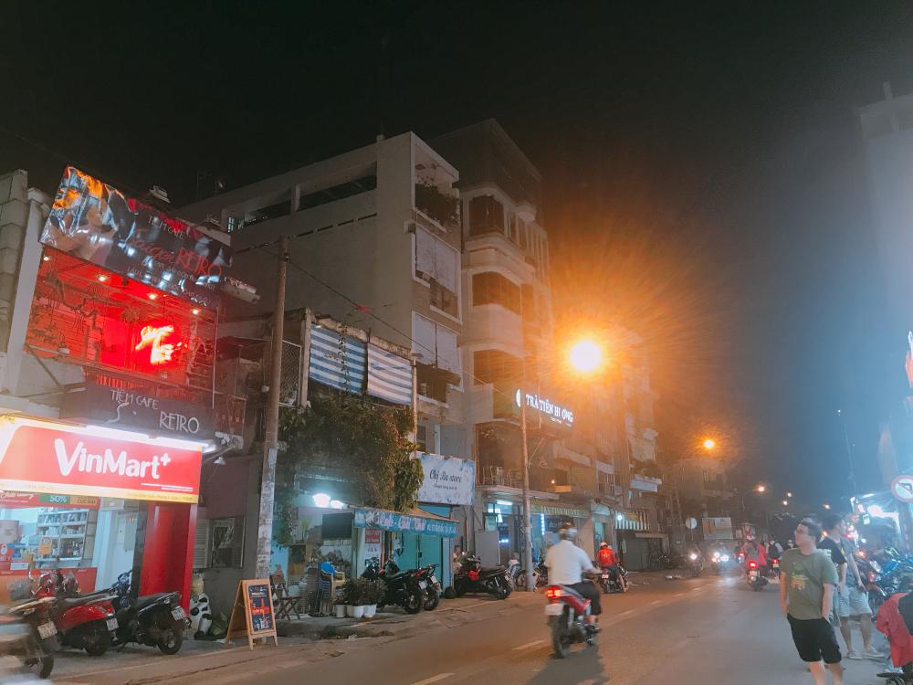 Bán nhà HXH 8m sang trọng Lạc Long Quân, Q. 11, DT: 4.5x16m, 7.5 tỷ TL