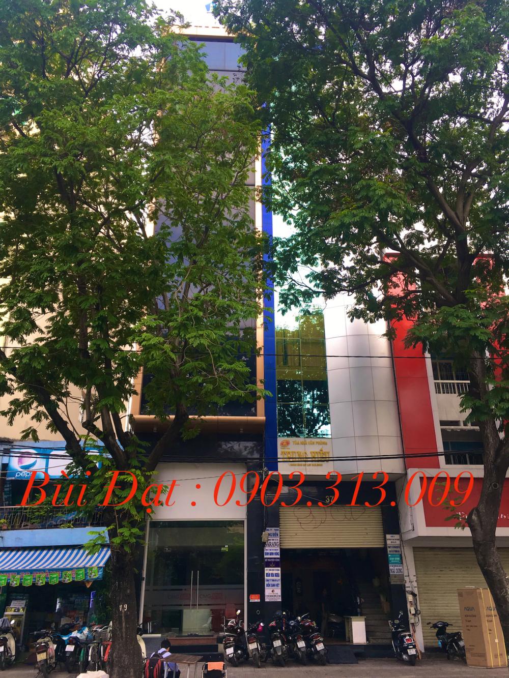 Bán nhà mặt tiền đường Nguyễn Tất Thành, DT : 4.44x10, xây dựng 1 trệt 1 lầu, HD thuê 25tr/th