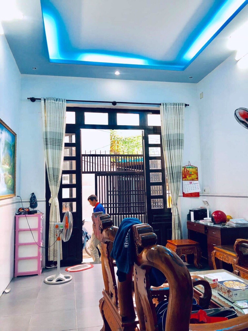 Bán nhà lầu 3,8x12m gần Trường THPT Trường Chinh, Nguyễn Văn Quá, Đông Hưng Thuận, Q12, giá 1tỷ740