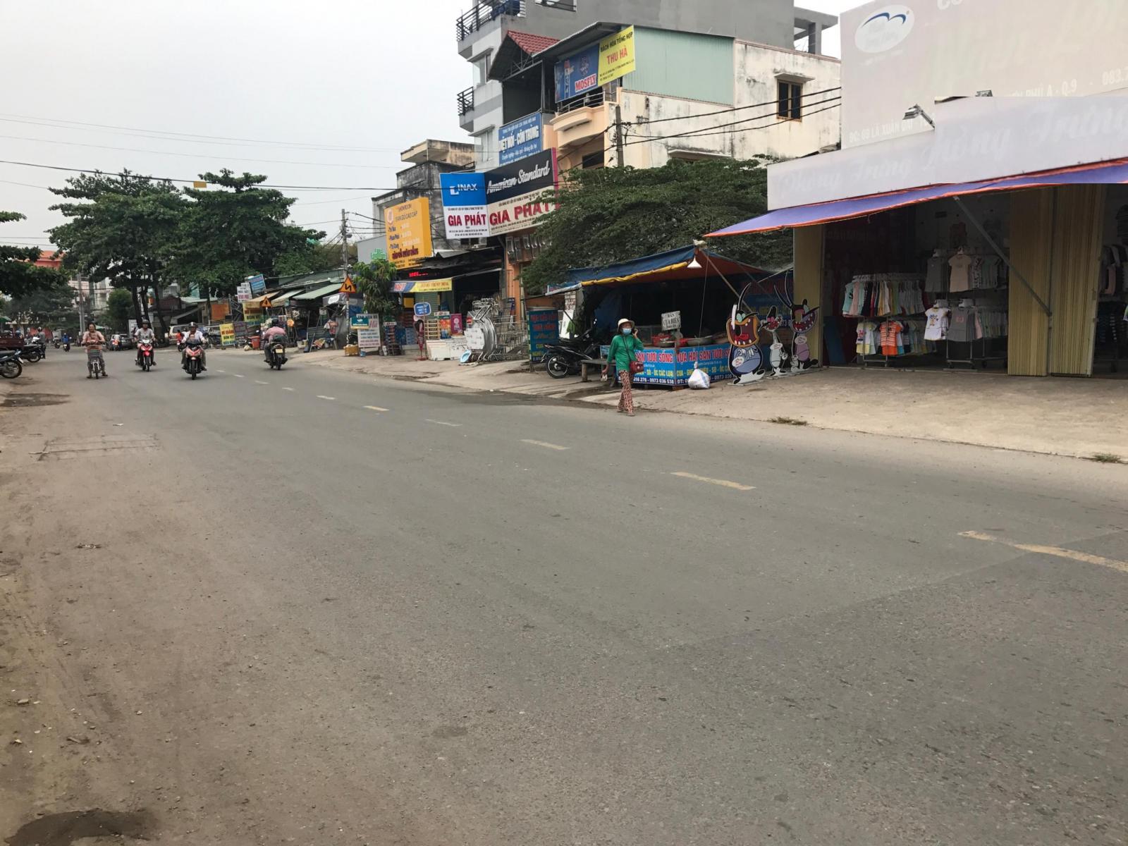 mặt tiền kinh doanh Lã Xuân Oai, ngang 10x23, gần chợ TNP A, Quận 9 .