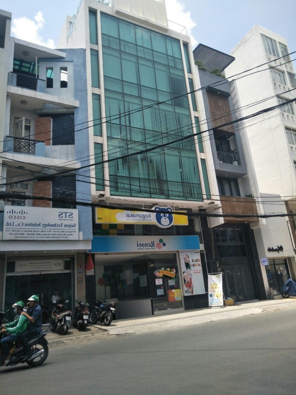 Bán Gấp MT Ung Văn Khiêm P.25 Q.BT 4,5x30 T,4L TN 70tr, giá chỉ 25 tỷ