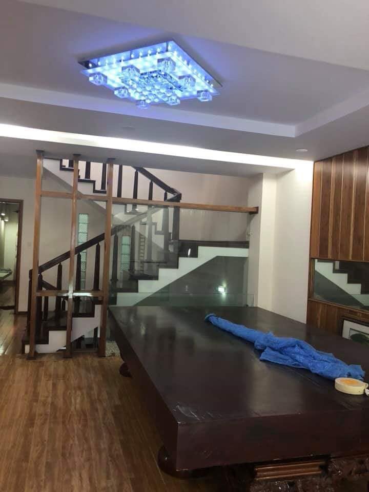 Bán nhà HXH 7 chỗ Trần Hưng Đạo Q5, DT: 4.4 x 18. Giá: 14 tỷ 