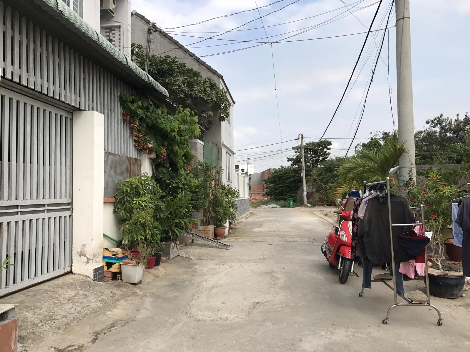 Bán nhà hẻm xe hơi đường Đình Phong Phú Tăng Nhơn Phú B Quận 9 DT: 81m2