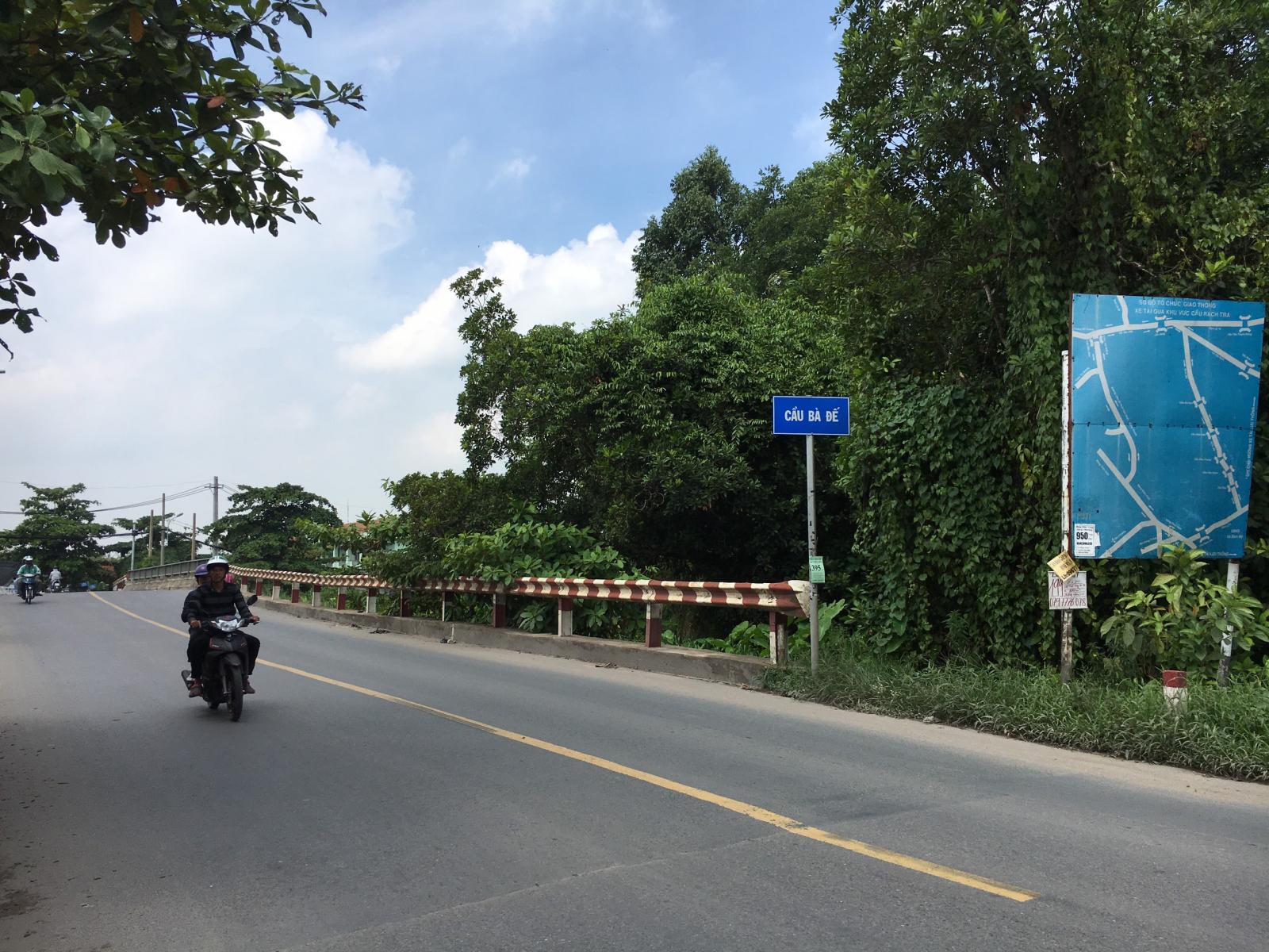 Bán lô đất thổ cư, góc 2 mặt tiền đường Bờ Bao Sông Sài Gòn 10x14m, thổ cư 113m2. Cách TL9 chỉ 100m.