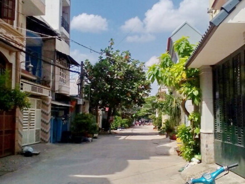 Chính chủ bán gấp căn nhà tại mặt tiền đường Huỳnh Tấn Phát, Phú Xuân, Nhà Bè