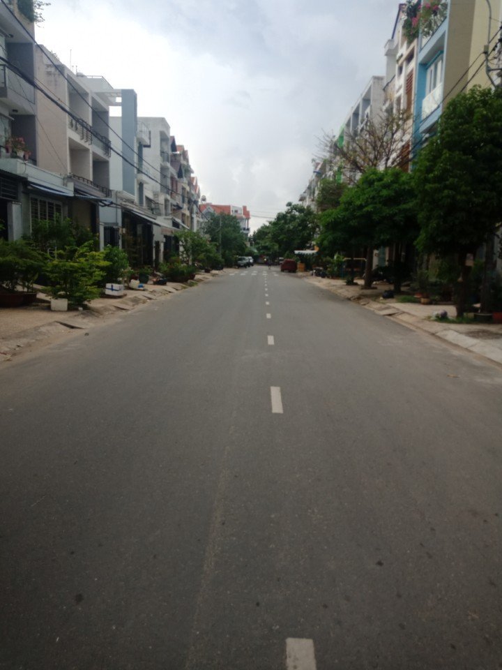 Cần bán gấp nhà gần góc 2 mặt tiền Trần Hưng Đạo - Huỳnh Mẫn Đạt, quận 5 DT 8x20m giá 60 tỷ (TL)