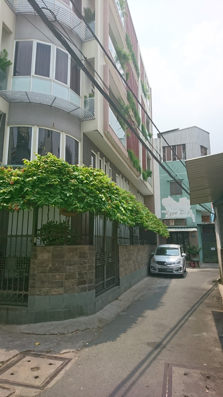 Bán nhà MT đường Lam Sơn, P.2, Tân Bình, DT 9x16m, trệt, 2 lầu