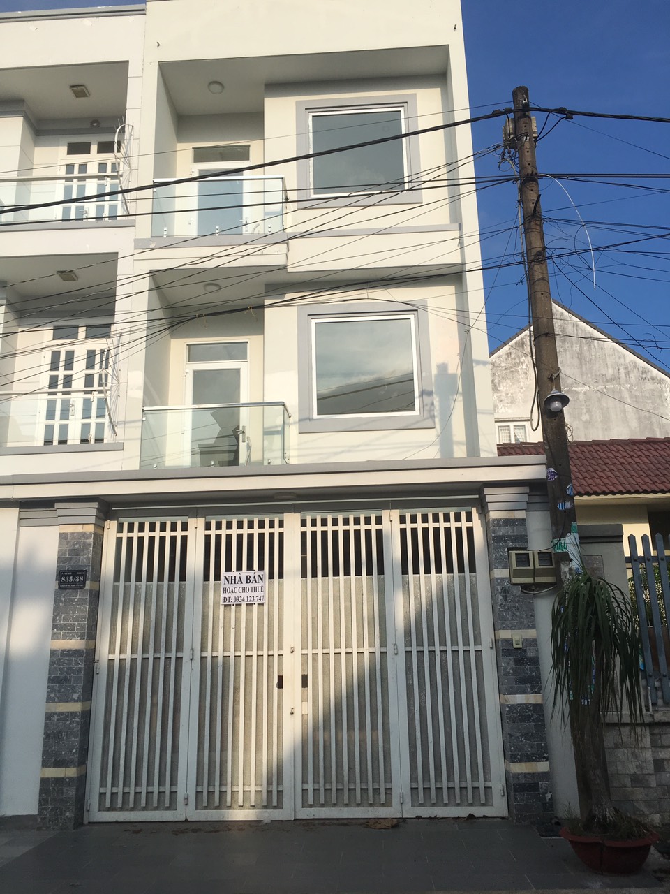  Tôi cần bán căn nhà đường 835 Phường Phú Hữu, Quận 9