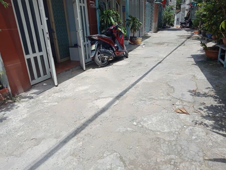 Nhà Đường 5m Hồng Lạc P 10 Q.Tân Bình (4,5 x12.5),55m2  2L Giá: 5.6Tỷ