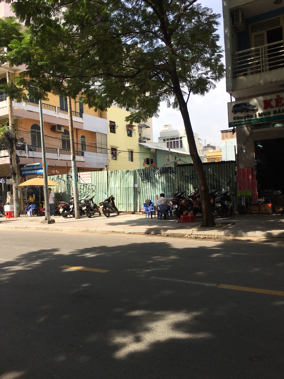 Cần bán nhà phố góc 2 mặt tiền Huỳnh Khương Ninh, q. 1, DT: 82m2, 5 tầng mới đẹp, giá 15 tỷ (TL).  