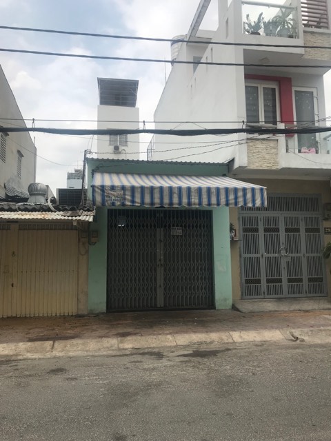 Bán nhà cấp 4  mặt tiền đường Trần Thủ Độ phường Phú Thạnh Quận Tân Phú
