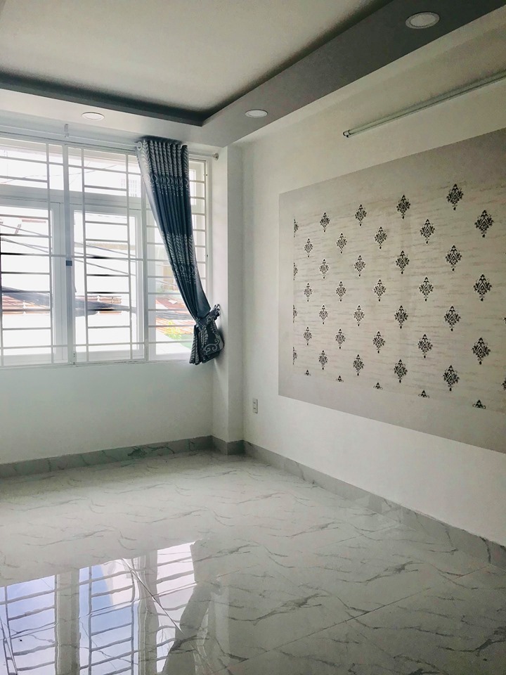 Bán Nhà Quận 10, Xe Hơi Đỗ Cửa, Giá 3,2 tỷ