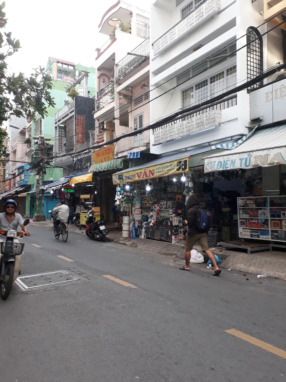 Cần bán nhà MT đường An Bình, P. 6, quận 5, 4x24m, 3 lầu, khu kinh doanh đá quý