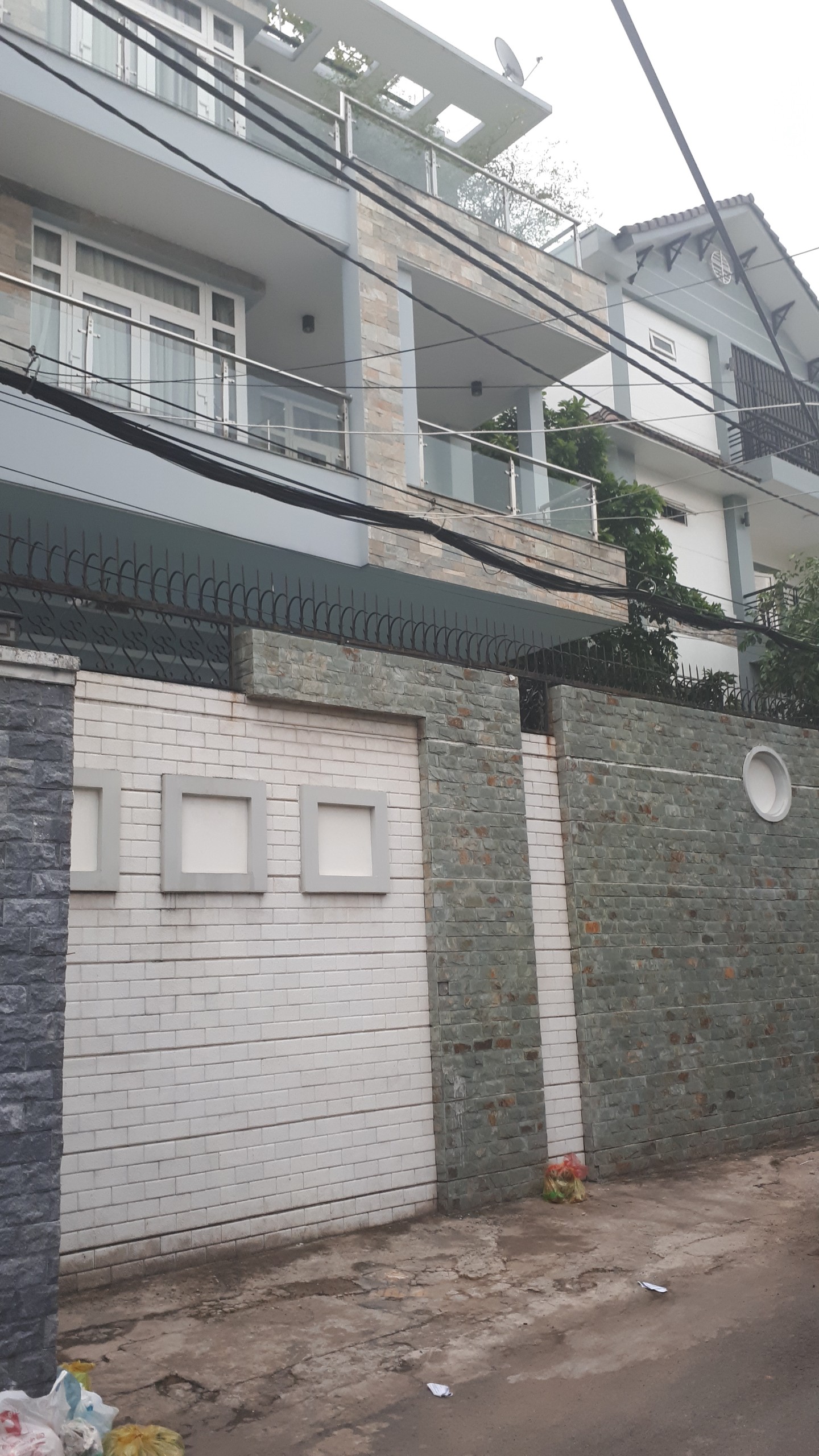 Bán nhà mặt tiền đường Cao Đạt góc Nguyễn Biểu, 3x13m, nhà 1 lầu giá bán chỉ cỏ 8.1 tỷ TL