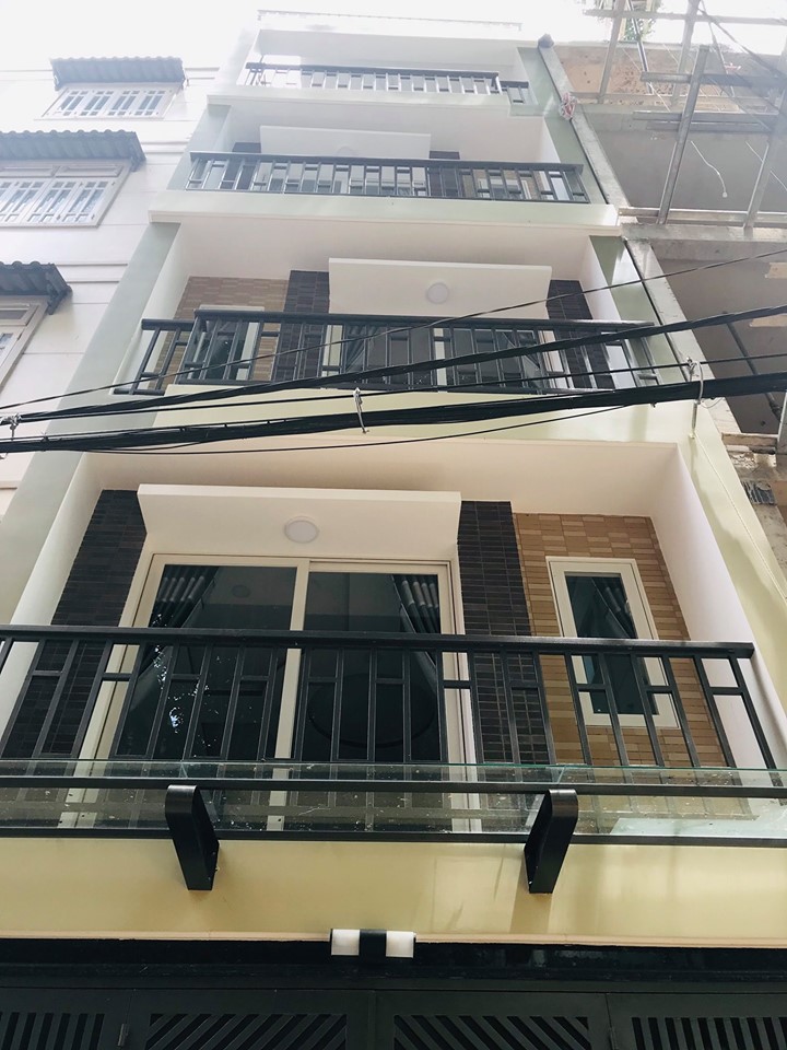 Bán Nhà Phan Đăng Lưu, 50m2 HXH Giá 7,1 Tỷ