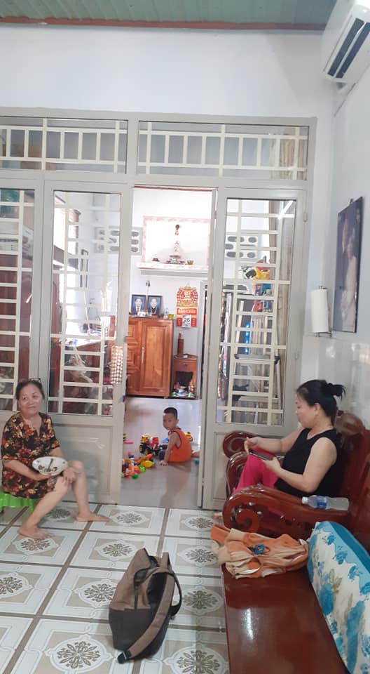 Bán gấp nhà MT Nguyễn Chí Thanh, ngay chợ Búng, p.An Thạnh, Tx.Thuận An, Bình Dương.