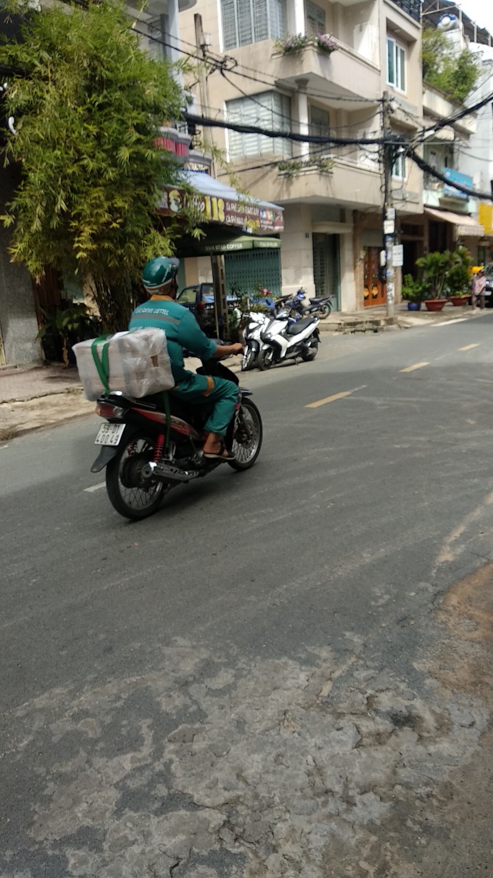 Chính chủ đứng bán nhà mặt tiền Nguyễn Minh Hoàng ND - khu K300