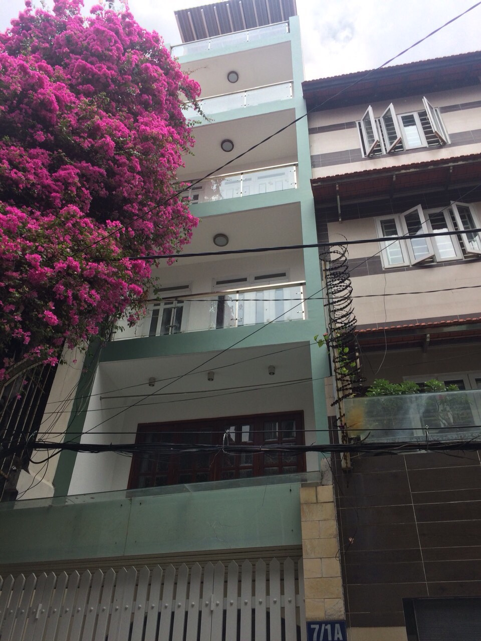 Bán nhà mặt tiền đường Bàu Cát, P.14, Tân Bình, 3 lầu + st, khu kinh doanh sầm uất