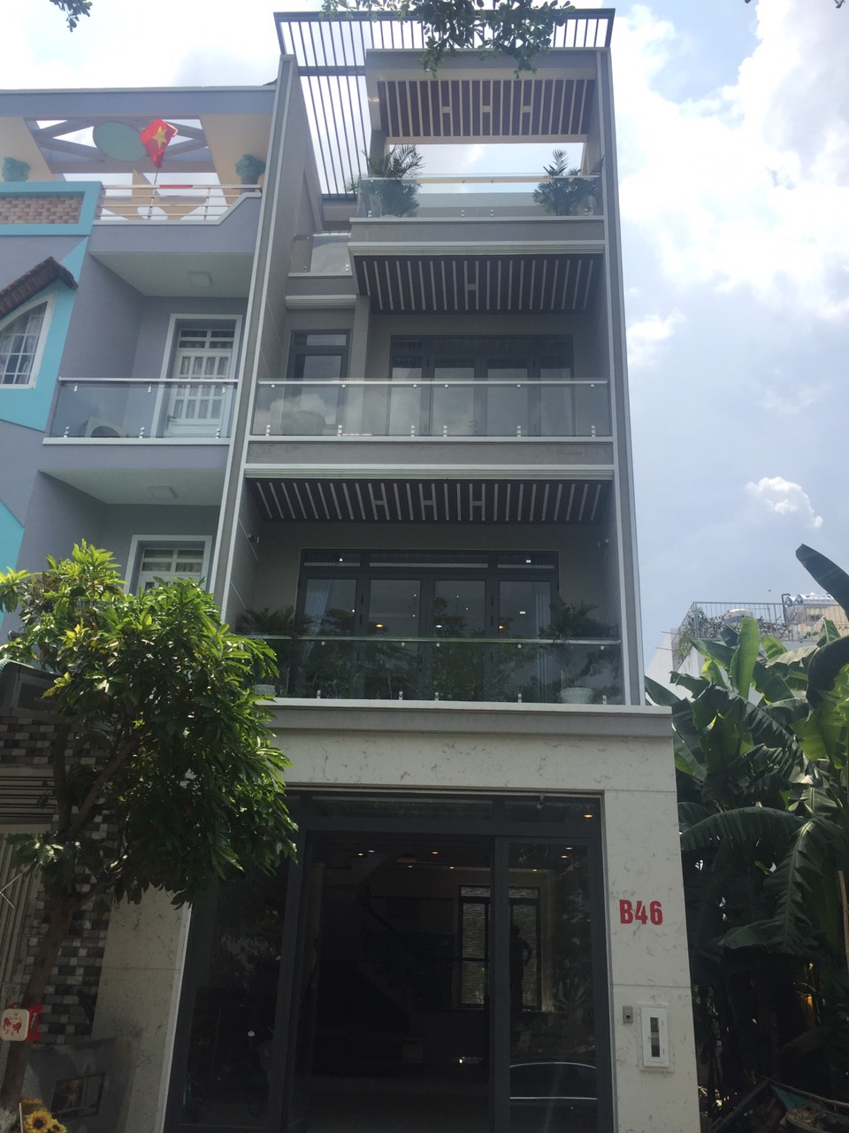 Bán nhà 5x18m 3 lầu 6PN, Phạm Hữu Lầu quận 7, Giá 11,5 tỷ