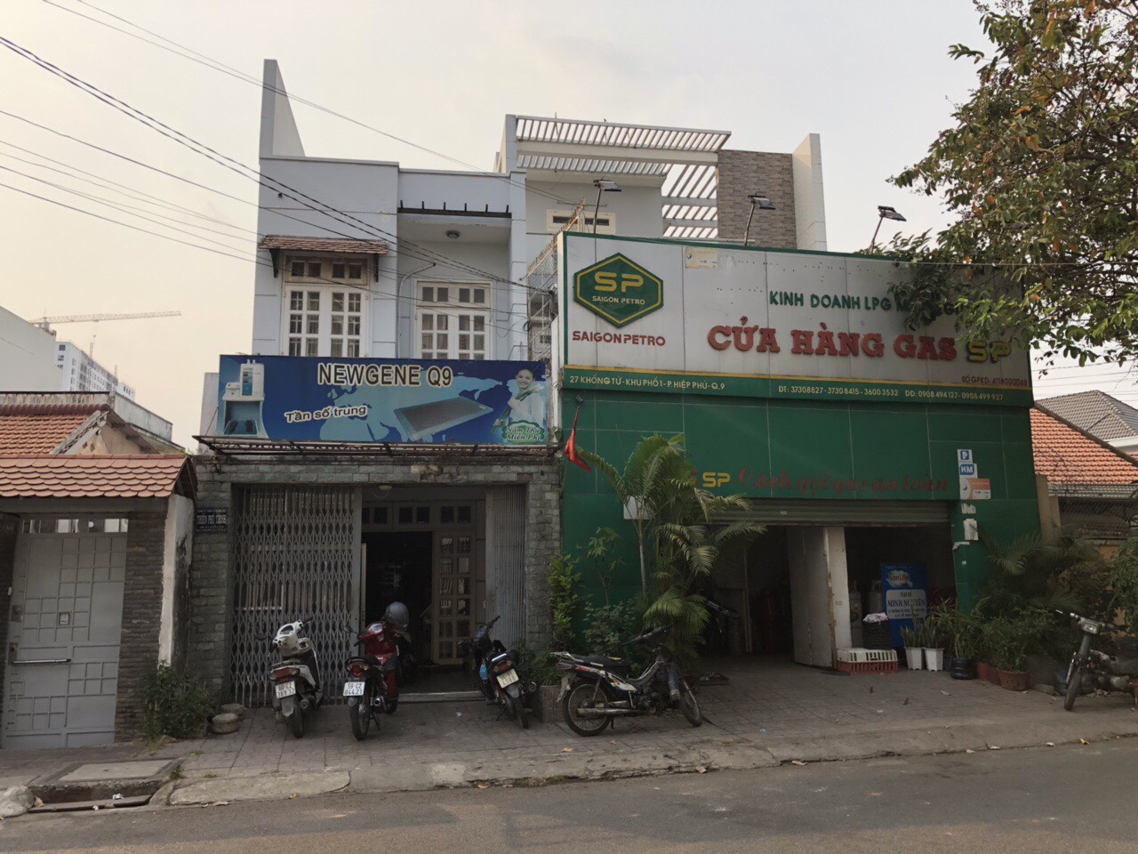 bán nhà LẦU mặt tiền Khổng Tử, Hiệp Phú,Quận 9, Ngay sau lưng Vincom .