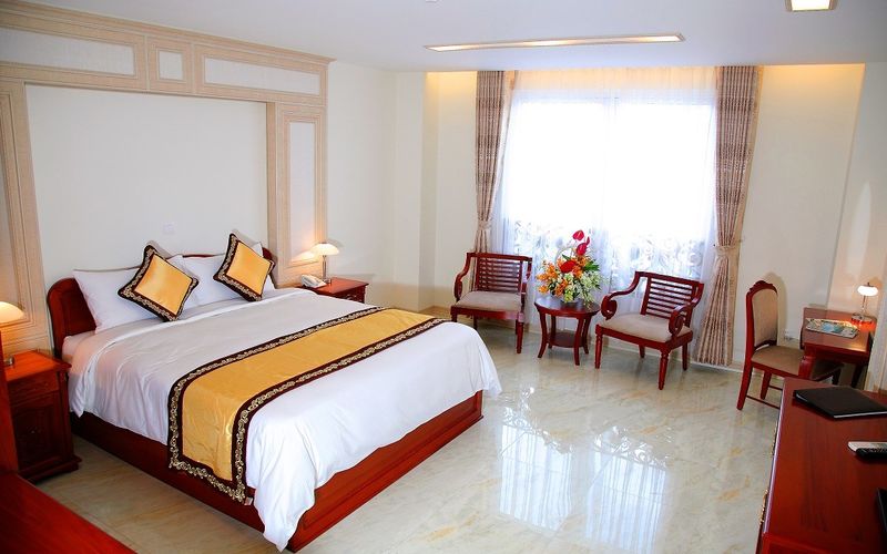 Khách sạn 4 sao cho thuê đường Nguyễn Văn Trỗi quận Phú Nhuận.Giá 30.000USD