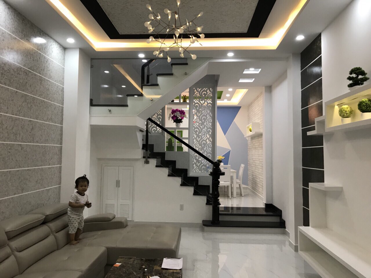 Nhà H6m Phú Thọ Hòa, Tân Phú. 4x14m trệt lửng 2 lầu mới đẹp. Giá 6,2 tỷ TL. 0931851183
