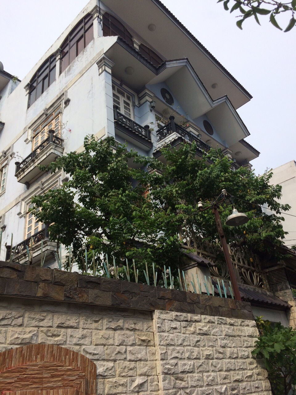 Chính chủ bán nhà gần đường Trường Sơn, Tân Bình. DT: 6.5x10m, 4 tấm rưỡi
