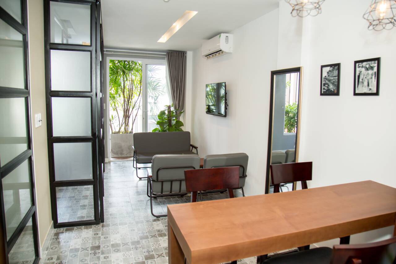 Cho thuê toàn nhà căn hộ dịch vụ cao cấp Trương Quốc Dung, Phường 10, Quận Phú Nhuận