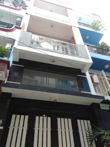 Bán nhà hẻm 7m Trần Phú, P4, Q5, 4 tầng + st, giá chỉ ,8 tỷ