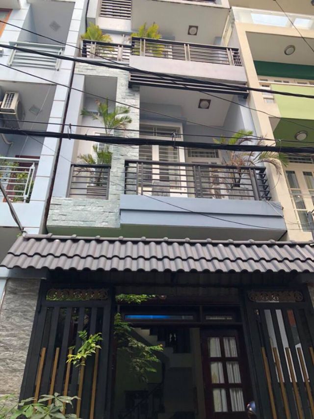 Bán nhà HXH đường Nguyễn Trãi, Phường 3, Quận 5, 4,6m x 10m, 2 lầu. Giá: 6,5 tỷ