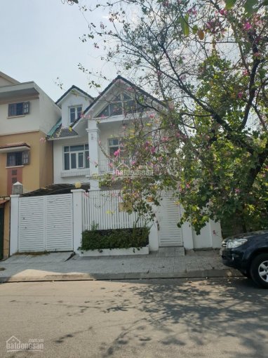 Bán gấp villa tại đường 31C, P. An Phú, Quận 2, Tp. HCM, diện tích 8x20m
