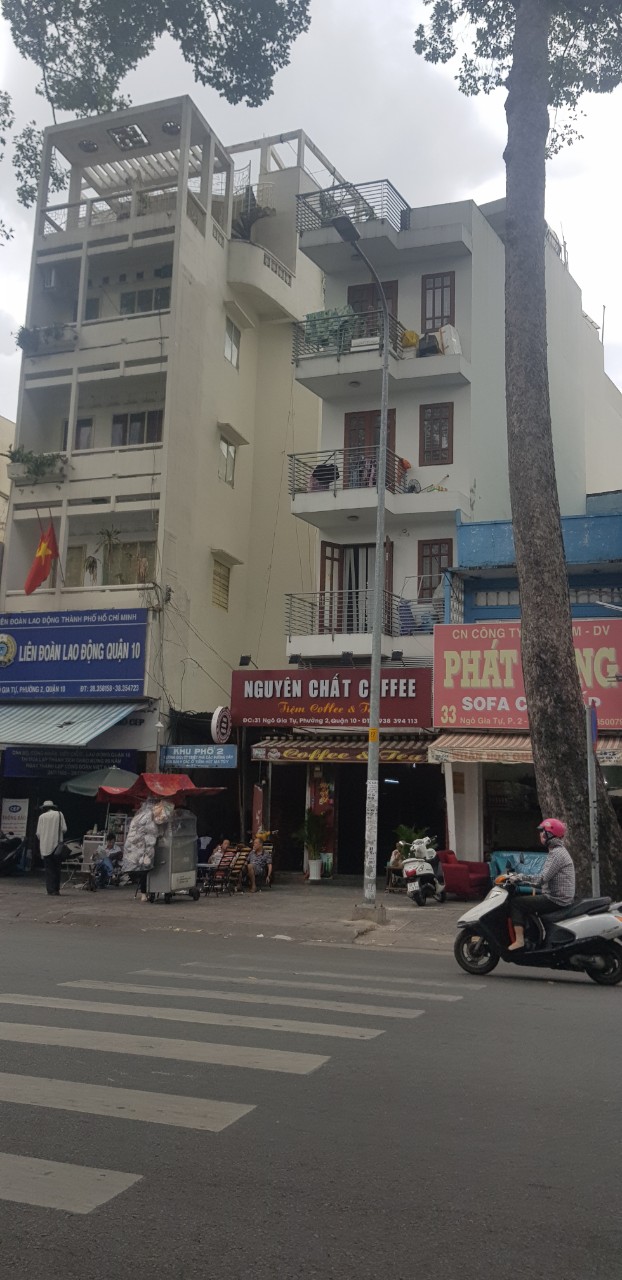 Cần tiền nên bán gấp nhà mặt tiền Nguyễn Biếu khúc gần Nguyễn Trãi Q5.