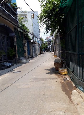 Nhà Đường 7m Tân Trang, P.9, Q. Tân Bình (5.5x6)m, 3 lầu đúc, giá: 4.5 Tỷ	