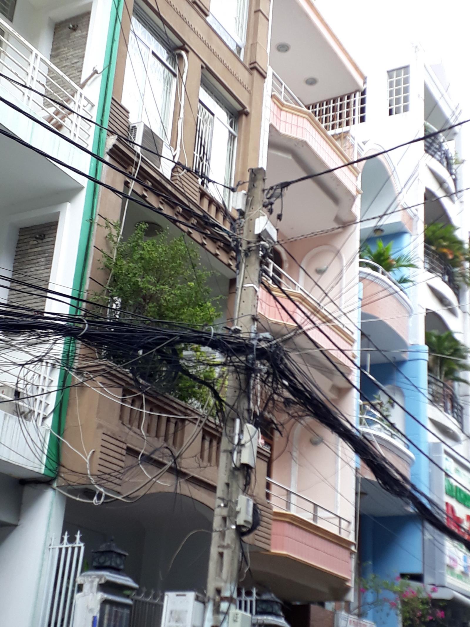 Bán nhà mặt tiền đường Bùi Hữu Nghĩa, quận 5, DT 4.1x21m, 3 lầu, sân thượng.