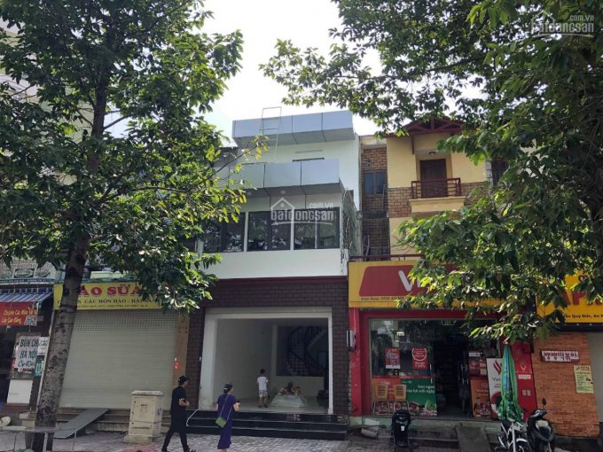 Bán nhà phố tiện ở, tiện cho thuê văn phòng, kinh doanh đường D Lương Định Của 