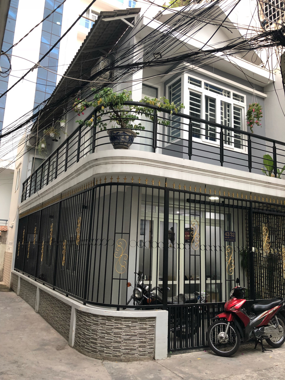 bán gấp căn góc 2MT hẻm xe hơi Nguyễn Trãi Q5 4.2x14m CN 56m2 giá 6,3 tỷ 