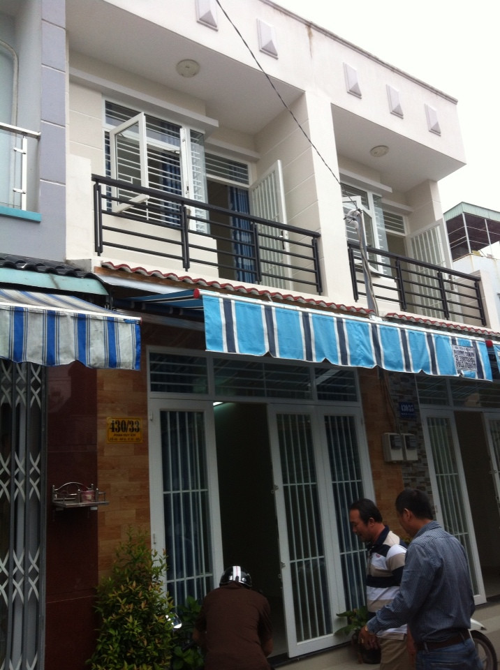 Bán nhà mặt tiền Quang Trung, Phường 14, Quận Gò Vấp, DT: 4 x 14 m, giá 4.5 tỷ