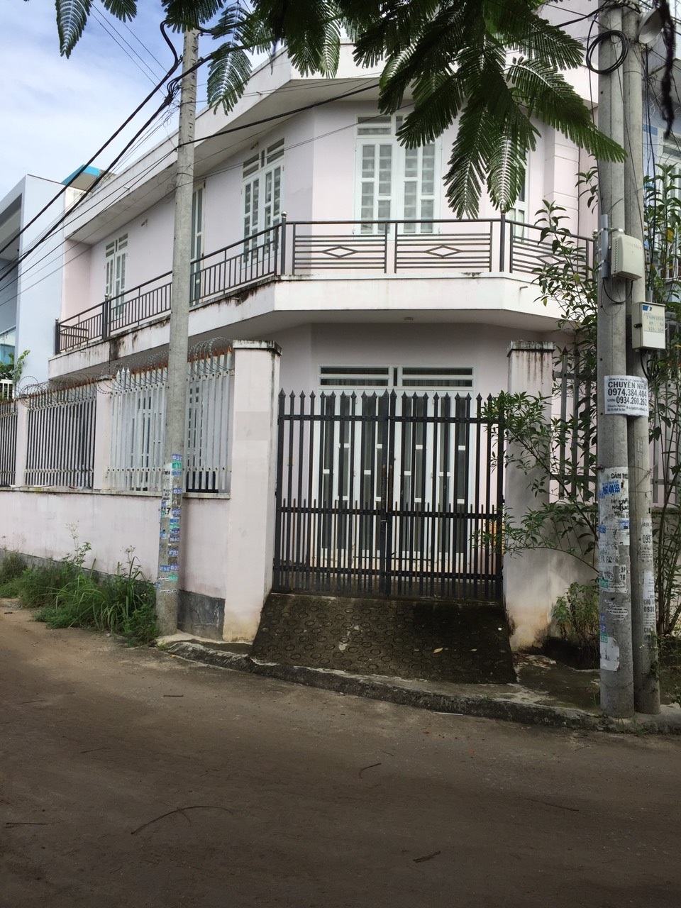 Bán nhà 2mt hẻm xe hơi đường số 2 Tăng Nhơn Phú B quận 9 81m2