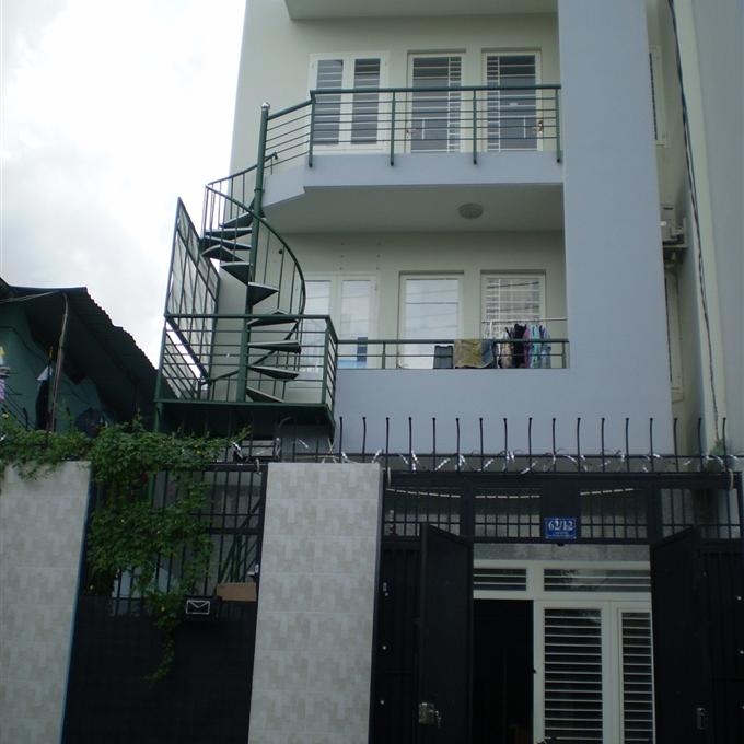 Cần bán nhà mặt tiền Phùng Văn Cung, PN trệt + 5 lầu, nhà mới, thang máy. DT 4.3x10m, 10.3tỷ- 0931977456