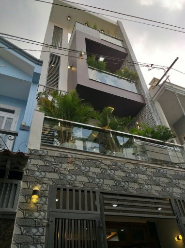 Cần bán căn nhà mặt tiền đường 31D - An Phú - Q2 - 1 trệt 2,5 lầu, DT: 82m2, giá 11 tỷ