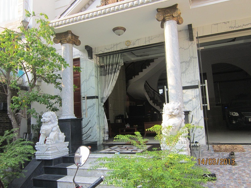 Bán nhà mặt tiền Trần Quốc Tuấn, Nguyễn Văn Nghi, P. 1, Gò Vấp, 109.2 m2, giá 9.6 tỷ
